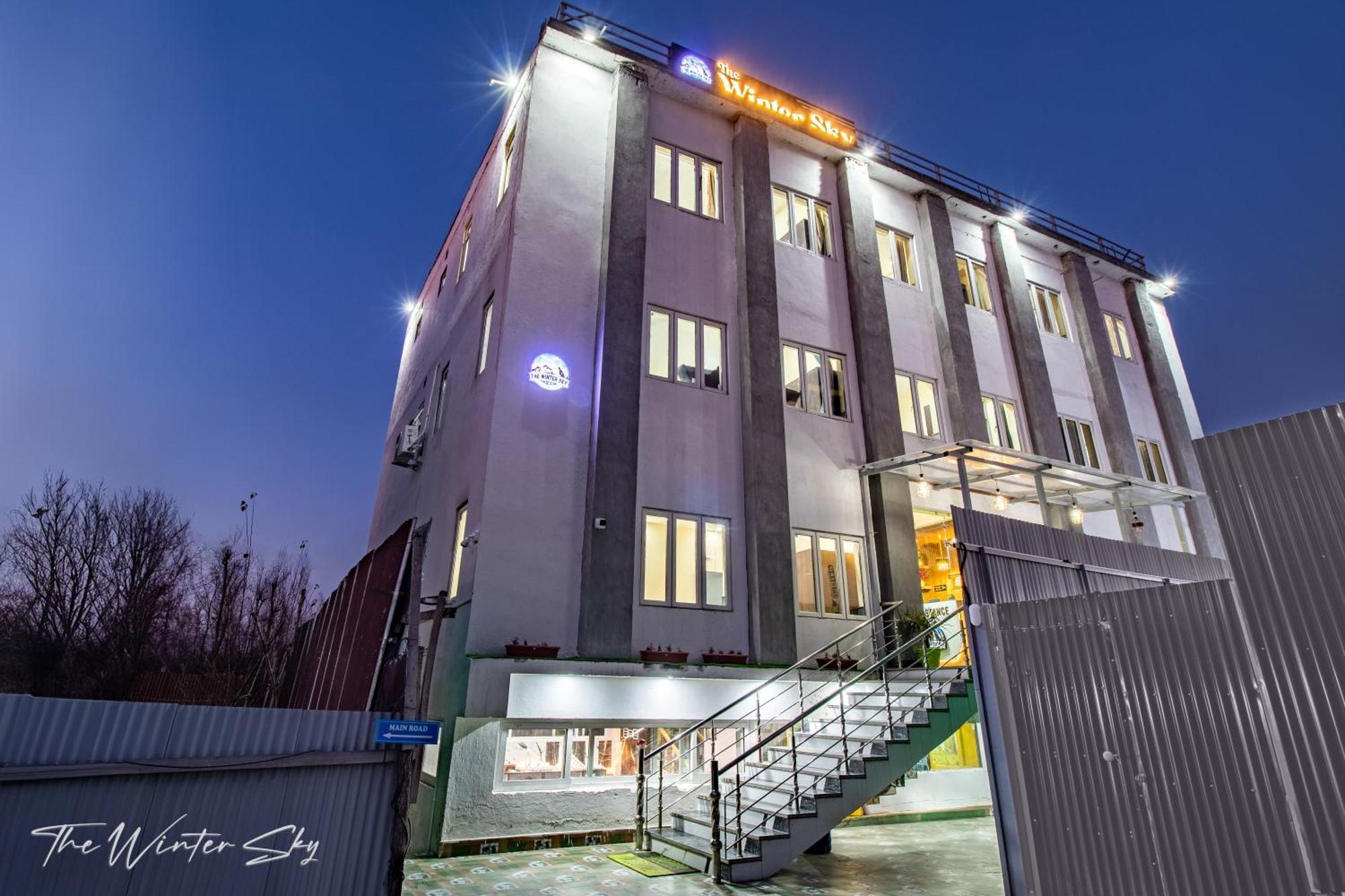Hotel The Winter Sky Srīnagar المظهر الخارجي الصورة